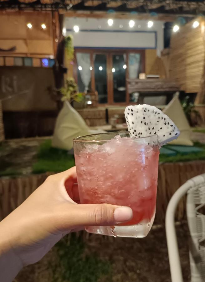 Tiki Bar-Kantiang Guesthouse เกาะลันตา ภายนอก รูปภาพ
