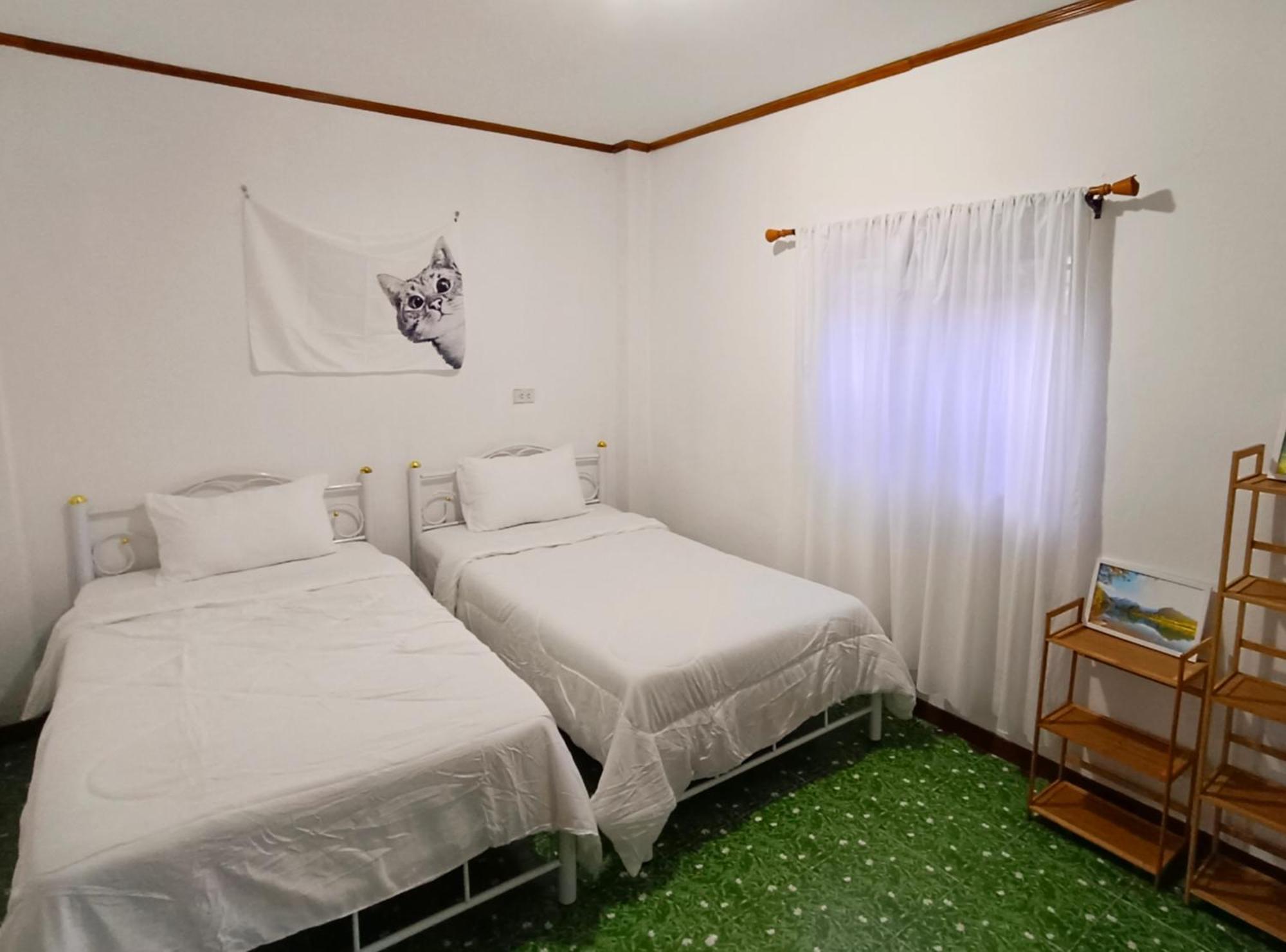 Tiki Bar-Kantiang Guesthouse เกาะลันตา ภายนอก รูปภาพ