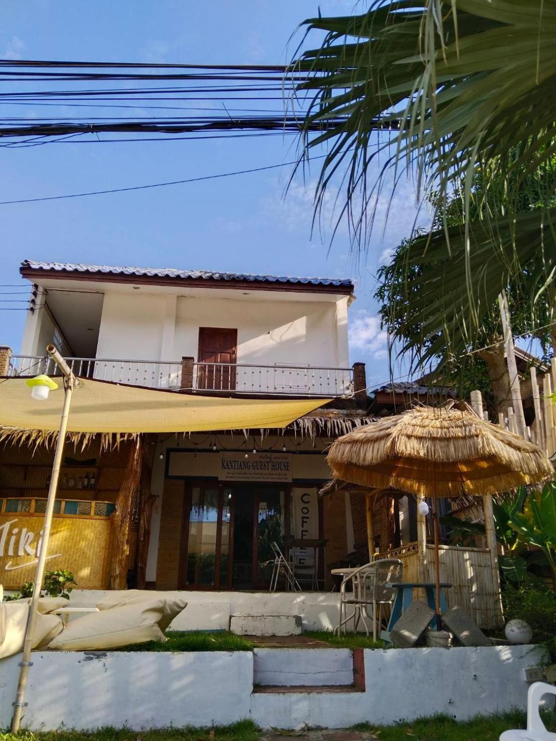 Tiki Bar-Kantiang Guesthouse เกาะลันตา ภายนอก รูปภาพ