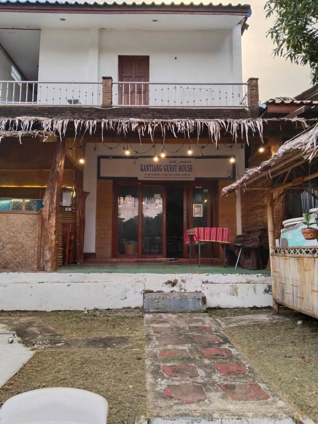 Tiki Bar-Kantiang Guesthouse เกาะลันตา ภายนอก รูปภาพ